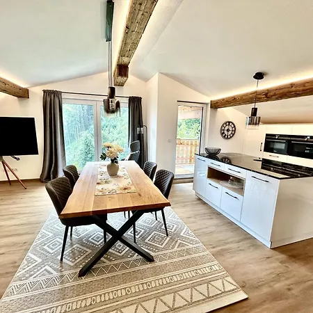 Haus Susanne * Buerserberg